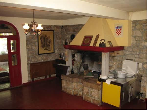 Bed And Breakfast Kolo Adults Only Novigrad Istria Extérieur photo